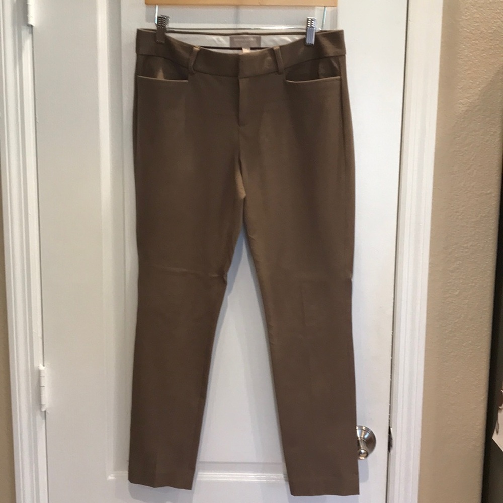 Tan Banana Republic cropped pants